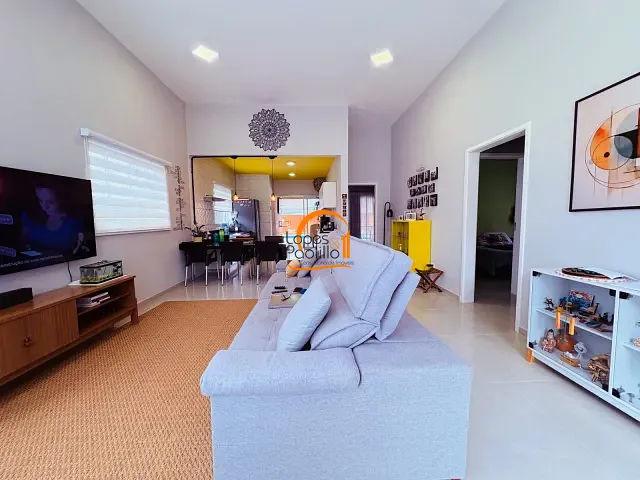 Casa com 360m² 3 quartos e 2 banheiros, à venda, no bairro Guaxinduva em Bom Jesus dos Perdões