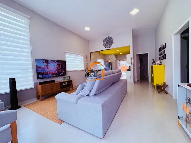 Casa com 360m² 3 quartos e 2 banheiros, à venda, no bairro Guaxinduva em Bom Jesus dos Perdões