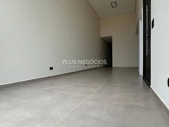 Casa com 200m² 3 quartos e 2 banheiros, à venda, no bairro Wanel Ville em Sorocaba