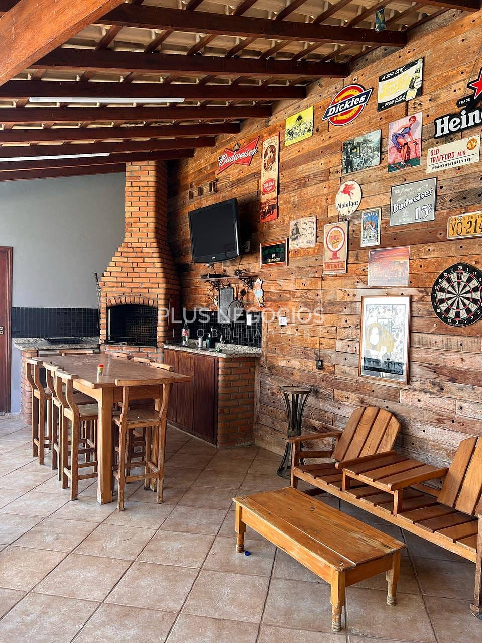 Casa, 3 quartos, 200 m² - Foto 1