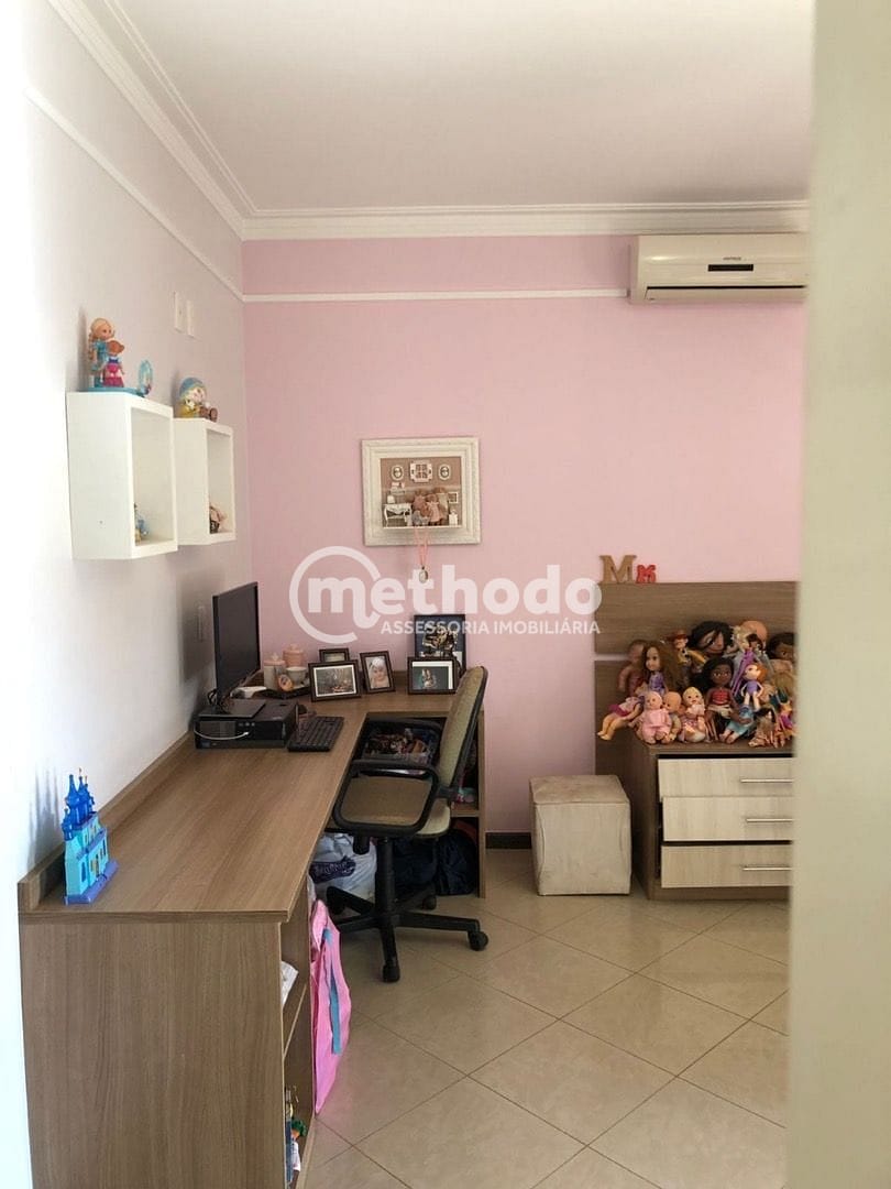 Casa, 4 quartos, 253 m² - Foto 40