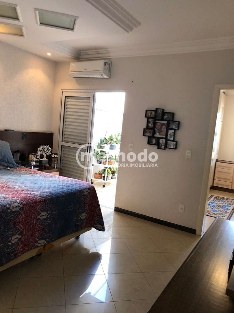 Casa, 4 quartos, 253 m² - Foto 30