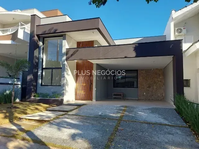 Casa com 250m² 3 quartos e 2 banheiros, à venda, no bairro Vila Haro em Sorocaba