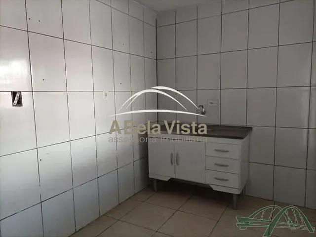 Casa 2 quartos e 1 banheiro, para alugar, no bairro UMUARAMA em Osasco