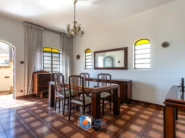 Casa com 249m² 3 quartos e 2 banheiros, à venda, no bairro Vila Inglesa em São Paulo