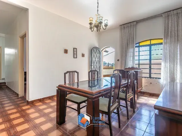 Casa com 249m² 3 quartos e 2 banheiros, à venda, no bairro Vila Inglesa em São Paulo