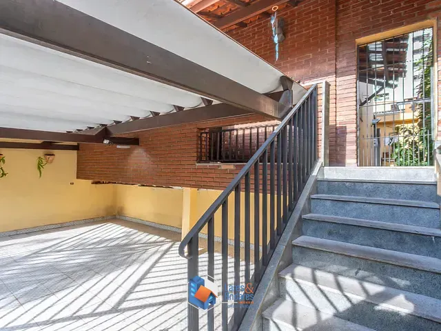 Casa com 160m² 4 quartos e 4 banheiros, à venda, no bairro Vila São Paulo - Cidade Ademar em São Paulo