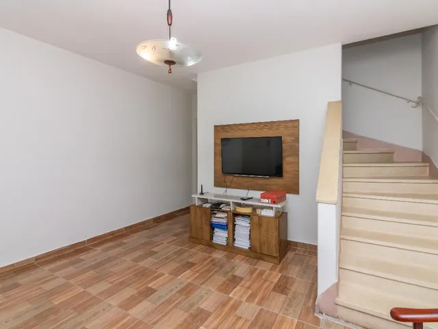 Foto do Casa - Casa para venda em Pompeia com 3 quartos, 125m² | Lares e Andares Imóveis