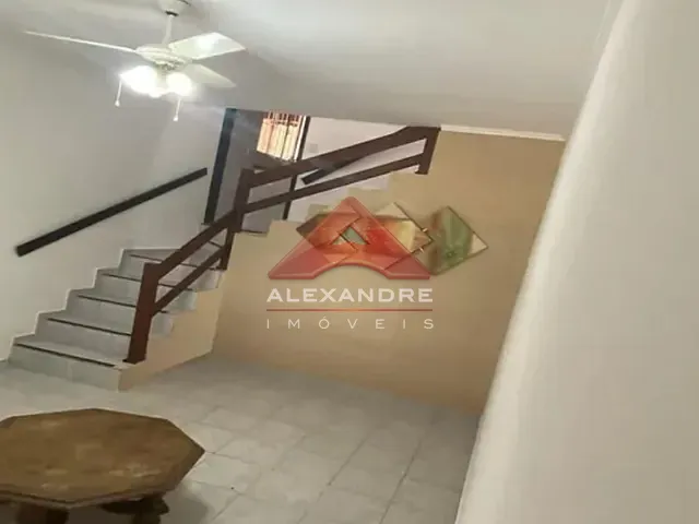 Casa com 125m² 3 quartos e 2 banheiros, à venda, no bairro Jardim das Indústrias em São José dos Campos