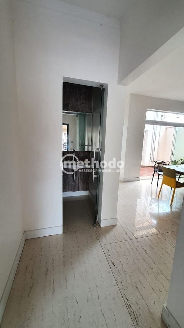 Casa, 3 quartos, 287 m² - Foto 2