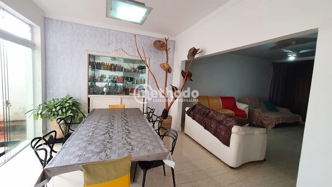 Casa, 3 quartos, 287 m² - Foto 9