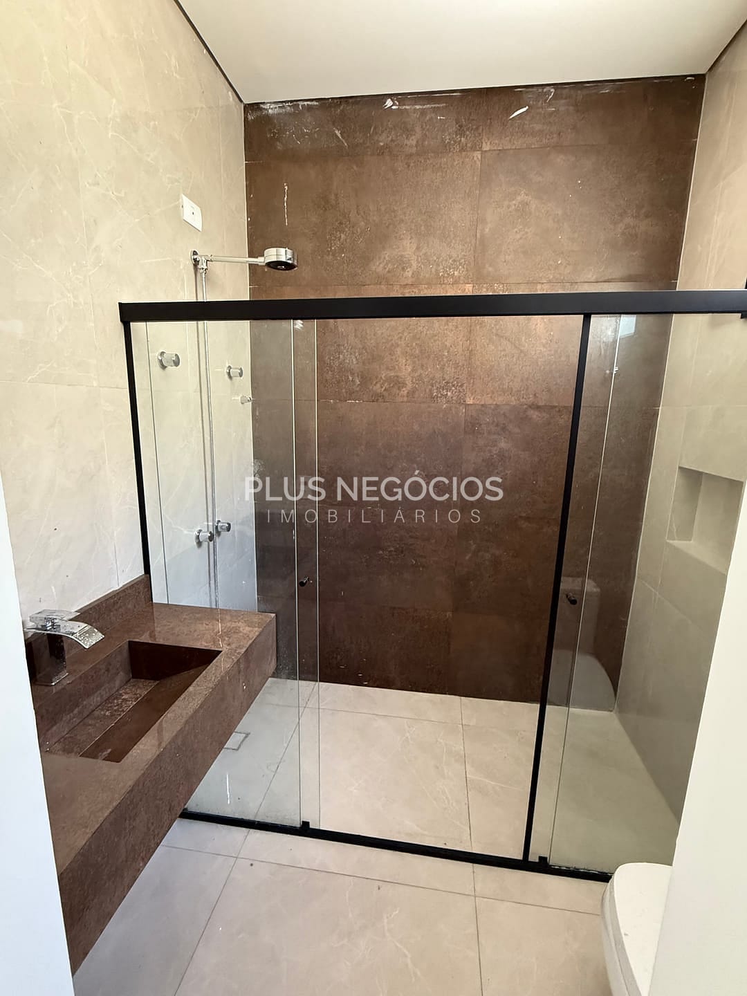 Casa, 4 quartos, 248 m² - Foto 3