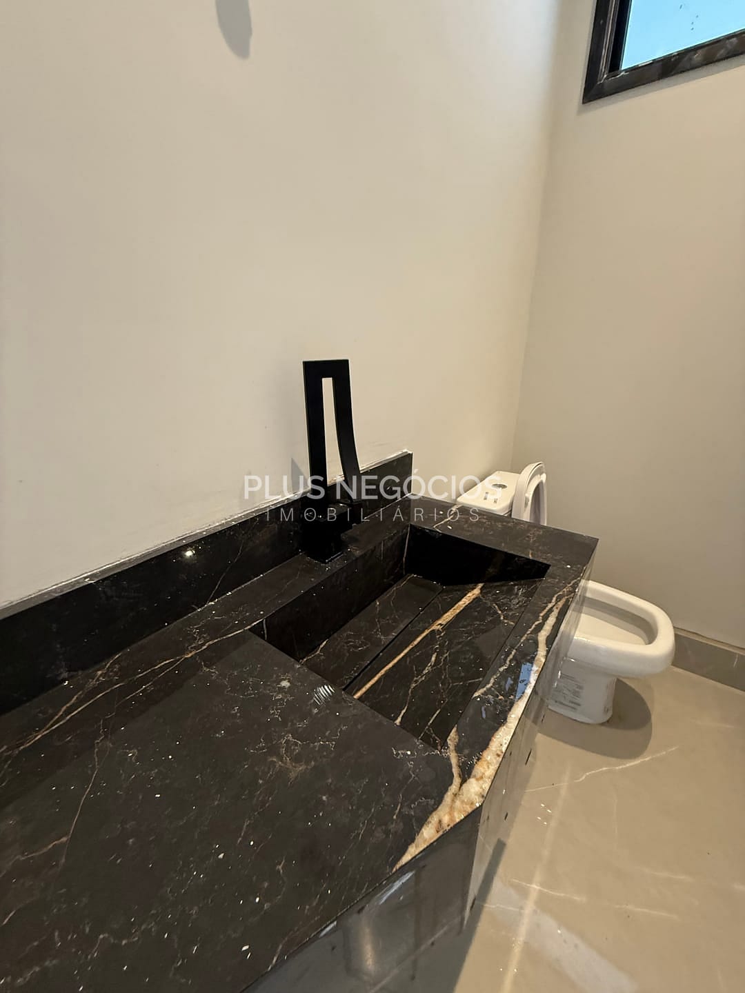 Casa, 4 quartos, 248 m² - Foto 9