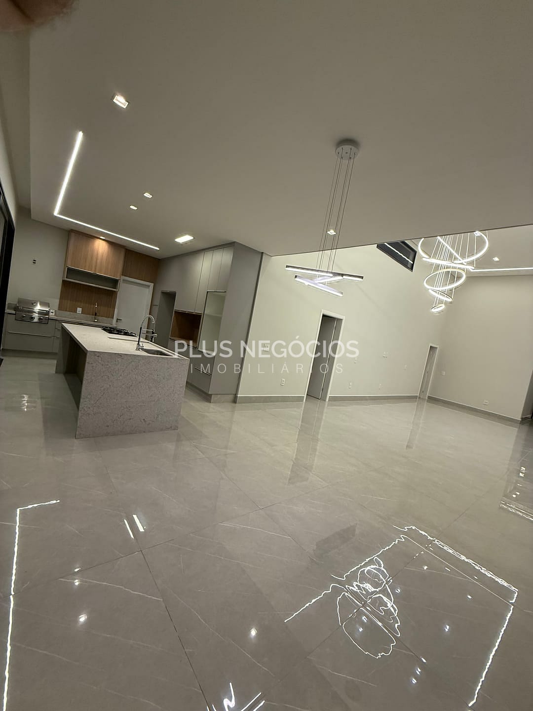 Casa, 4 quartos, 248 m² - Foto 34