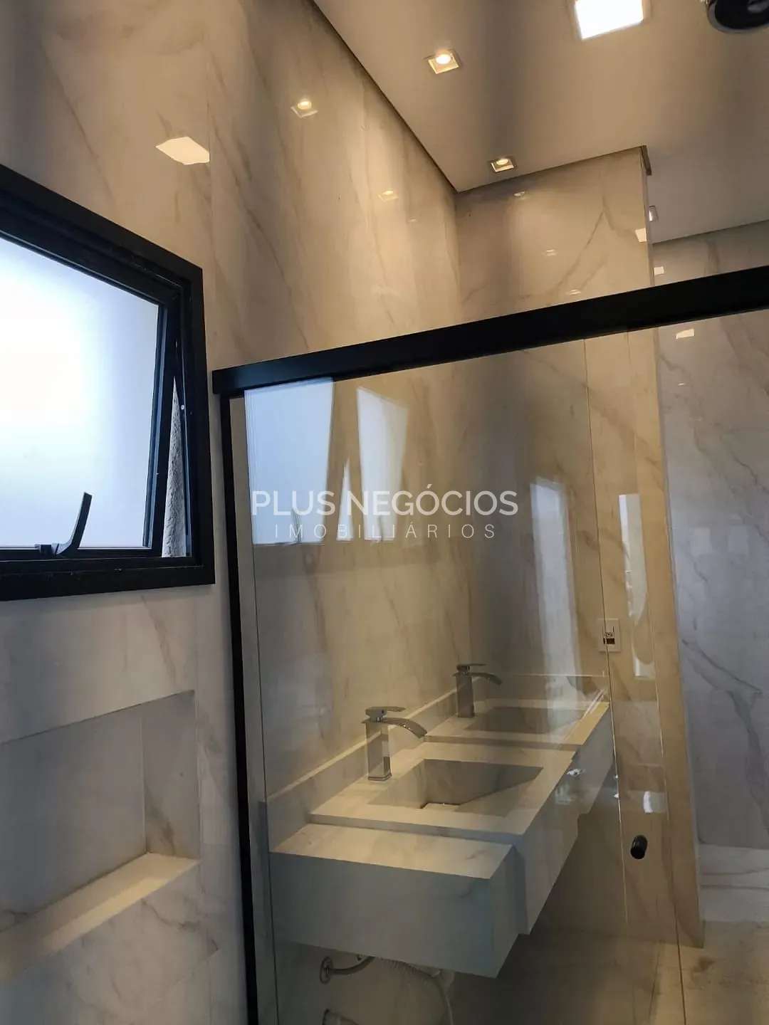 Casa, 4 quartos, 248 m² - Foto 29