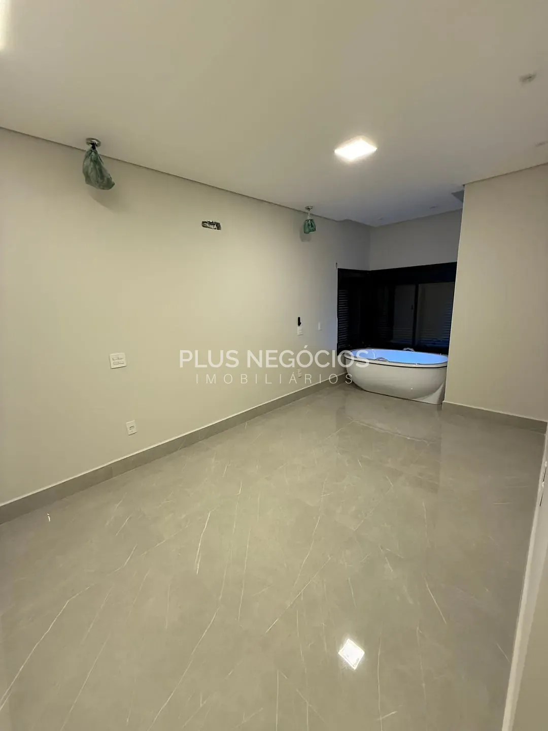 Casa, 4 quartos, 248 m² - Foto 33