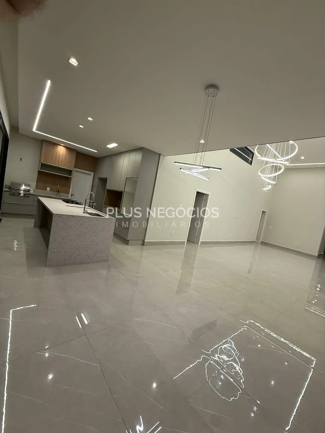 Casa, 4 quartos, 248 m² - Foto 34