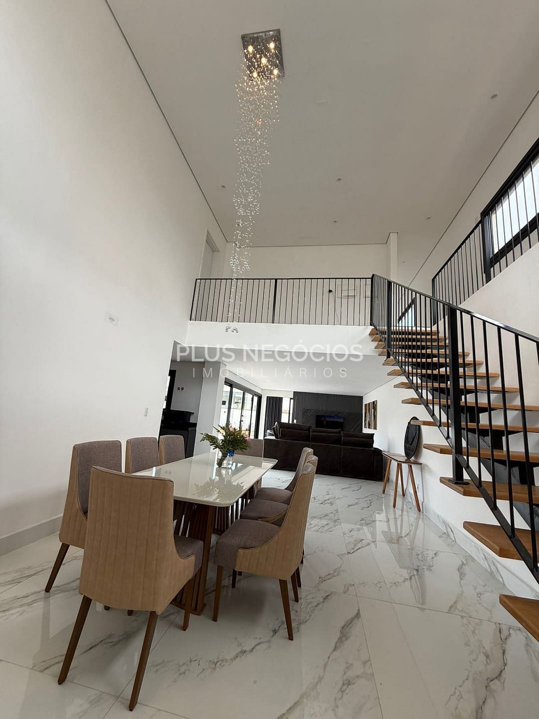 Sobrado, 3 quartos, 248 m² - Foto 7