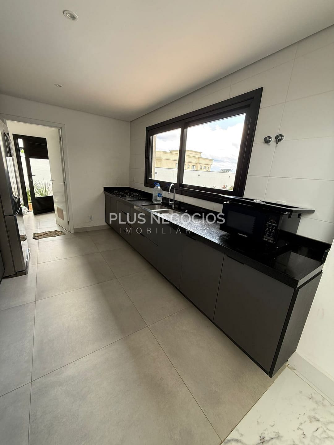 Sobrado, 3 quartos, 248 m² - Foto 8