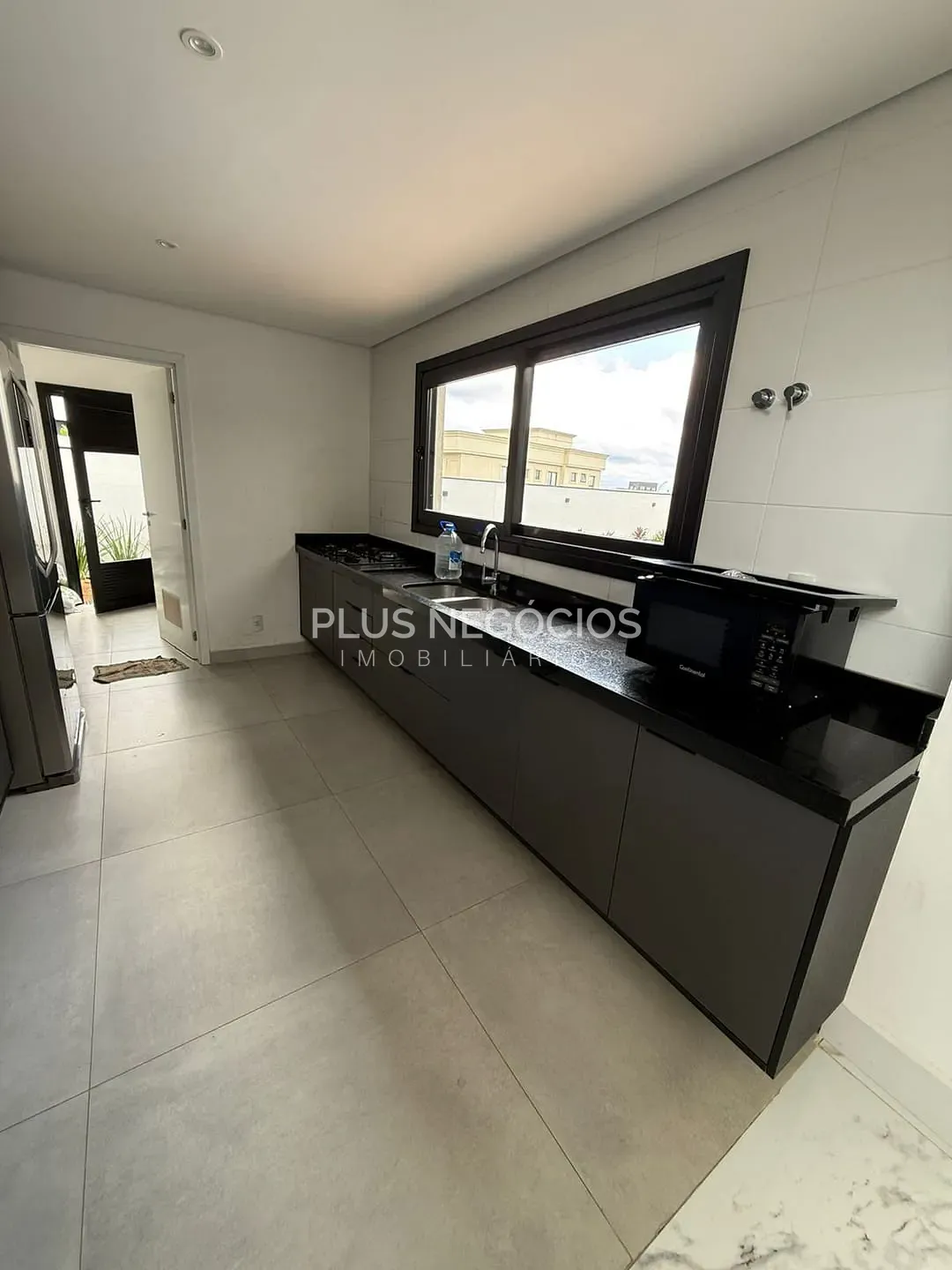 Sobrado, 3 quartos, 248 m² - Foto 8