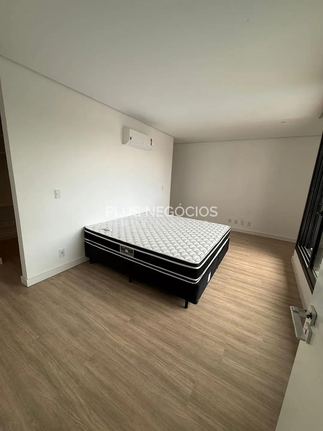 Sobrado, 3 quartos, 248 m² - Foto 26