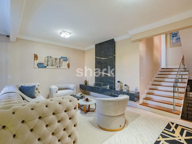 Casa com 450m² 5 quartos e 7 banheiros, à venda, no bairro Alphaville em Santana de Parnaíba
