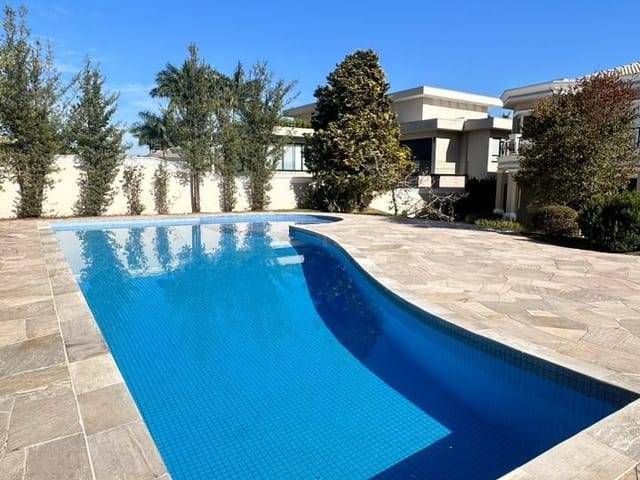Casa com 1500m² 5 quartos e 8 banheiros, à venda, no bairro Tamboré em Santana de Parnaíba