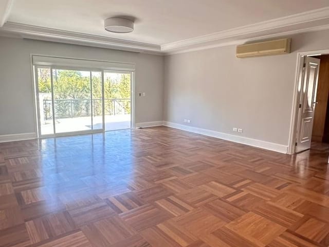 Casa com 1500m² 5 quartos e 8 banheiros, à venda, no bairro Tamboré em Santana de Parnaíba