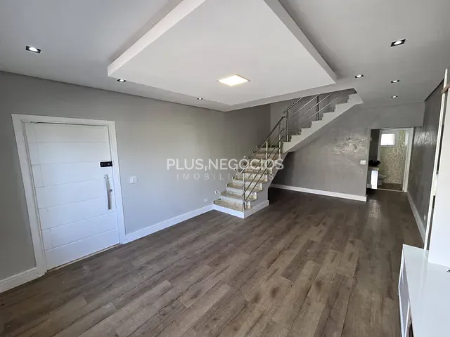 Casa com 150m² 3 quartos e 3 banheiros, à venda, no bairro Horto Florestal em Sorocaba