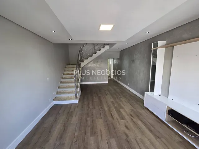 Casa com 150m² 3 quartos e 3 banheiros, à venda, no bairro Horto Florestal em Sorocaba