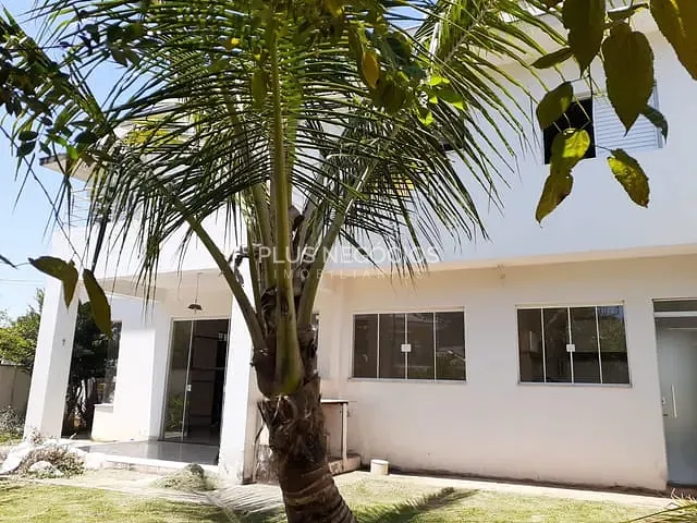 Casa com 285m² 4 quartos e 4 banheiros, para alugar, no bairro Vila Nova Sorocaba em Sorocaba