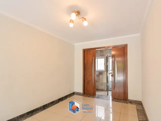 Casa com 185m² 3 quartos e 4 banheiros, à venda, no bairro Vila Monumento em São Paulo