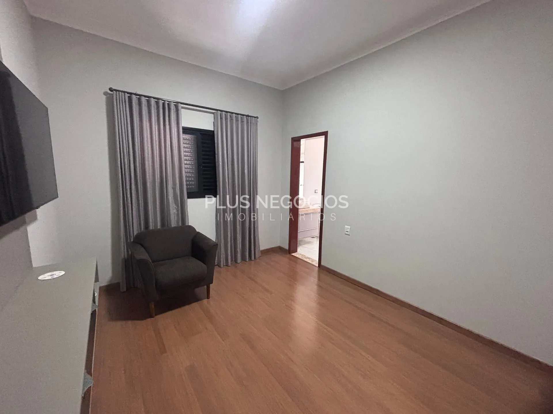 Casa, 4 quartos, 304 m² - Foto 42
