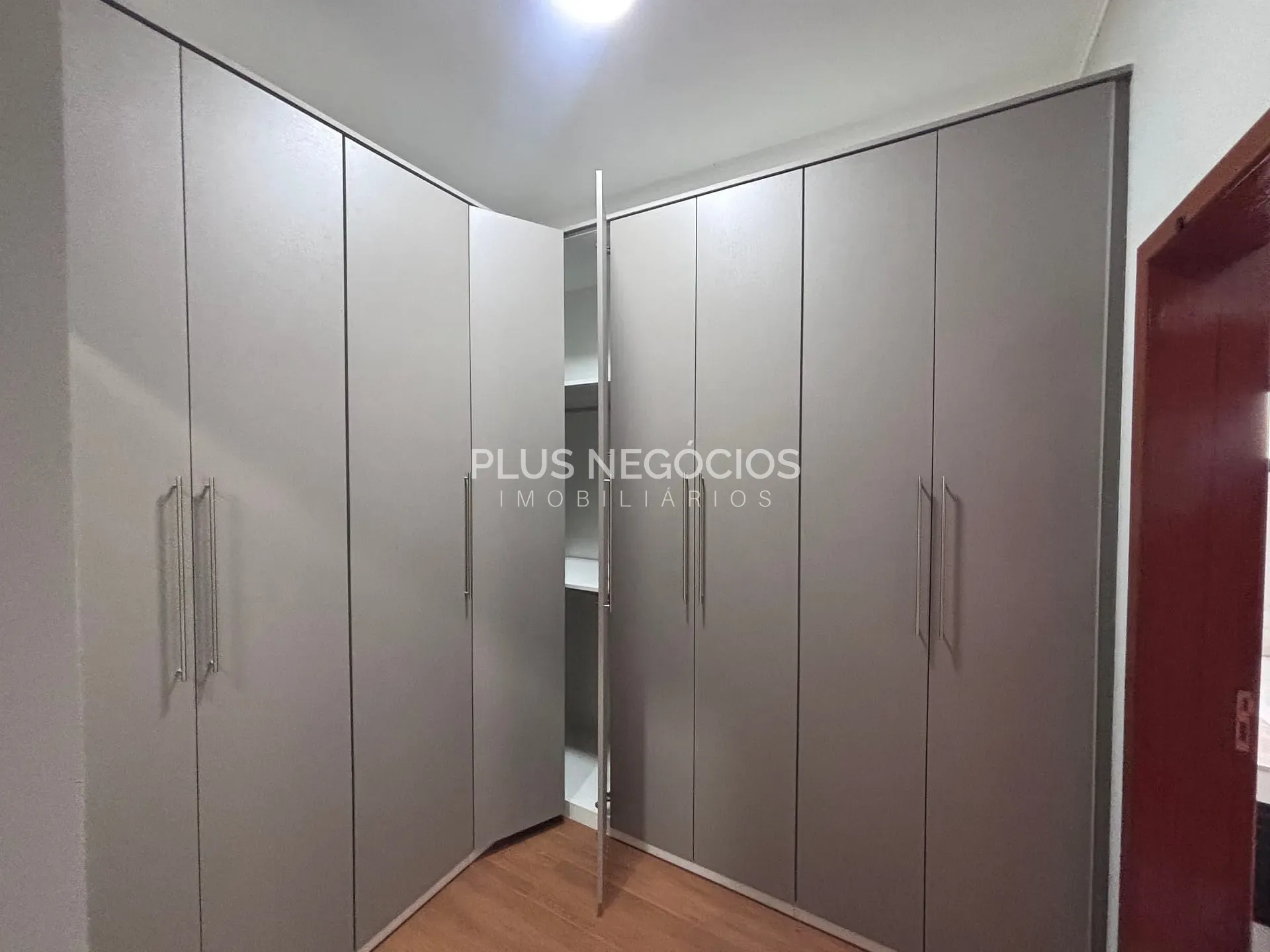 Casa, 4 quartos, 304 m² - Foto 37