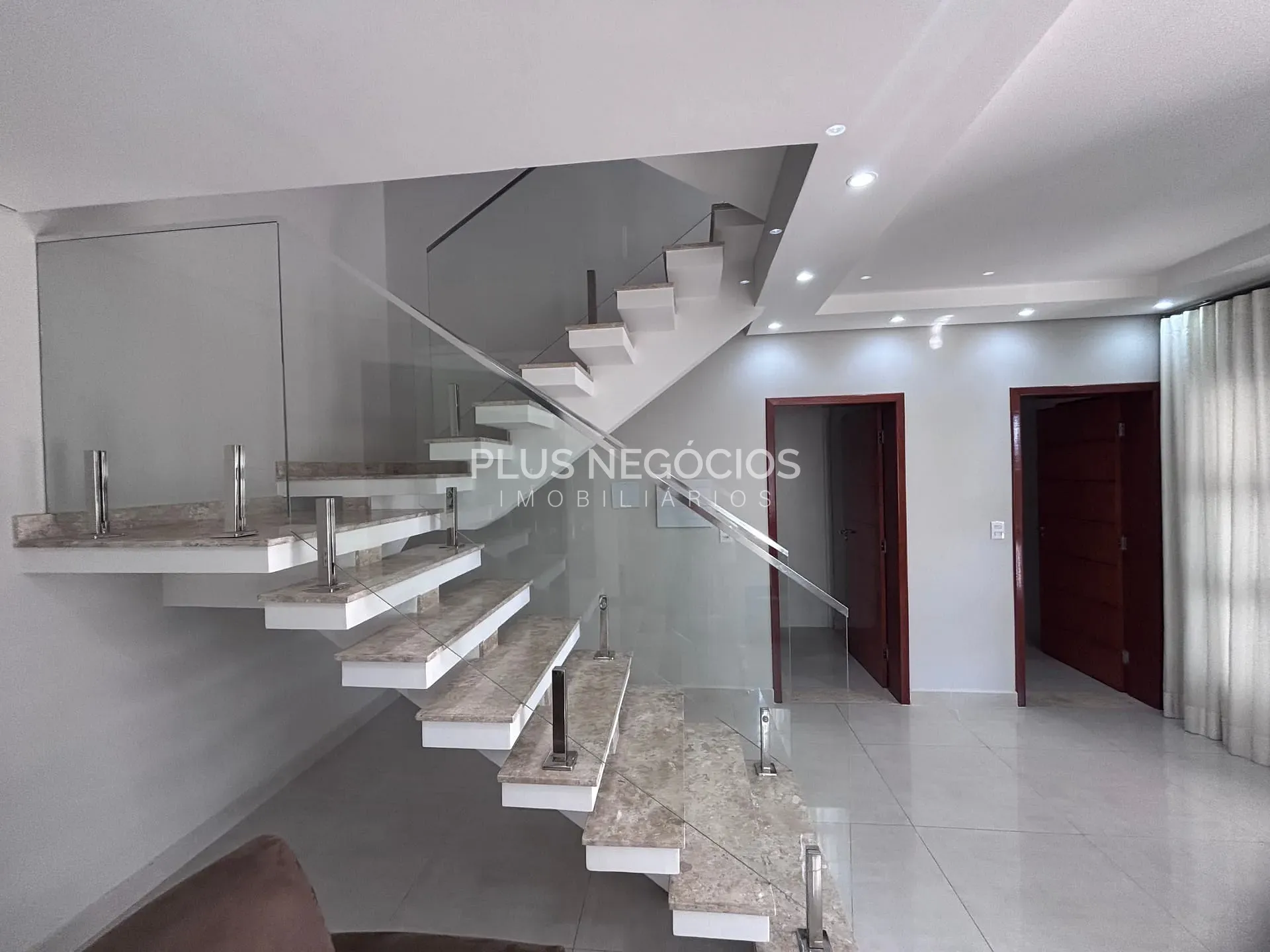 Casa, 4 quartos, 304 m² - Foto 9