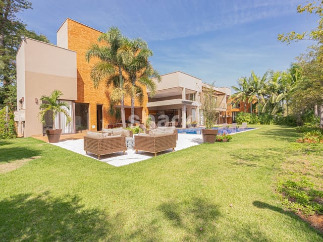 Casa com 2300m² 6 quartos e 7 banheiros, à venda ou para alugar, no bairro Condomínio Terras de São José em Itu