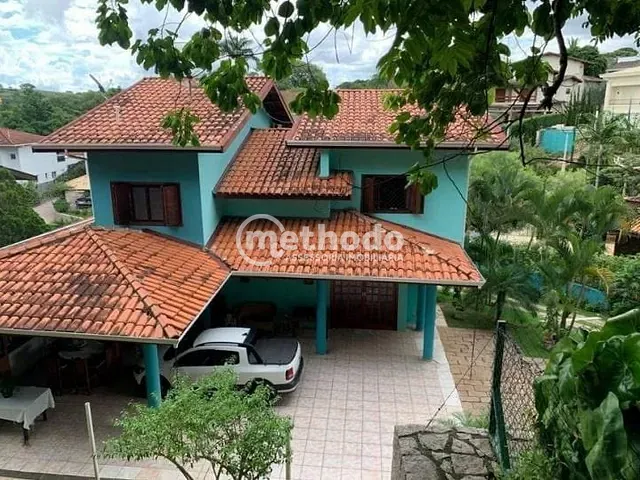 Casa com 1008m² 4 quartos e 5 banheiros, à venda, no bairro Condomínio Chácara Flora em Valinhos