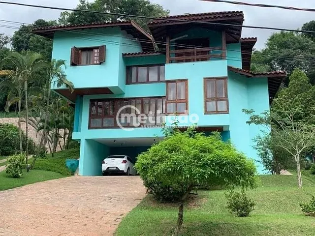 Casa com 1008m² 4 quartos e 5 banheiros, à venda, no bairro Condomínio Chácara Flora em Valinhos