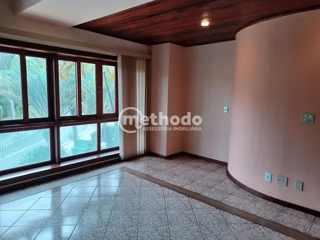 Casa com 1008m² 4 quartos e 5 banheiros, à venda, no bairro Condomínio Chácara Flora em Valinhos