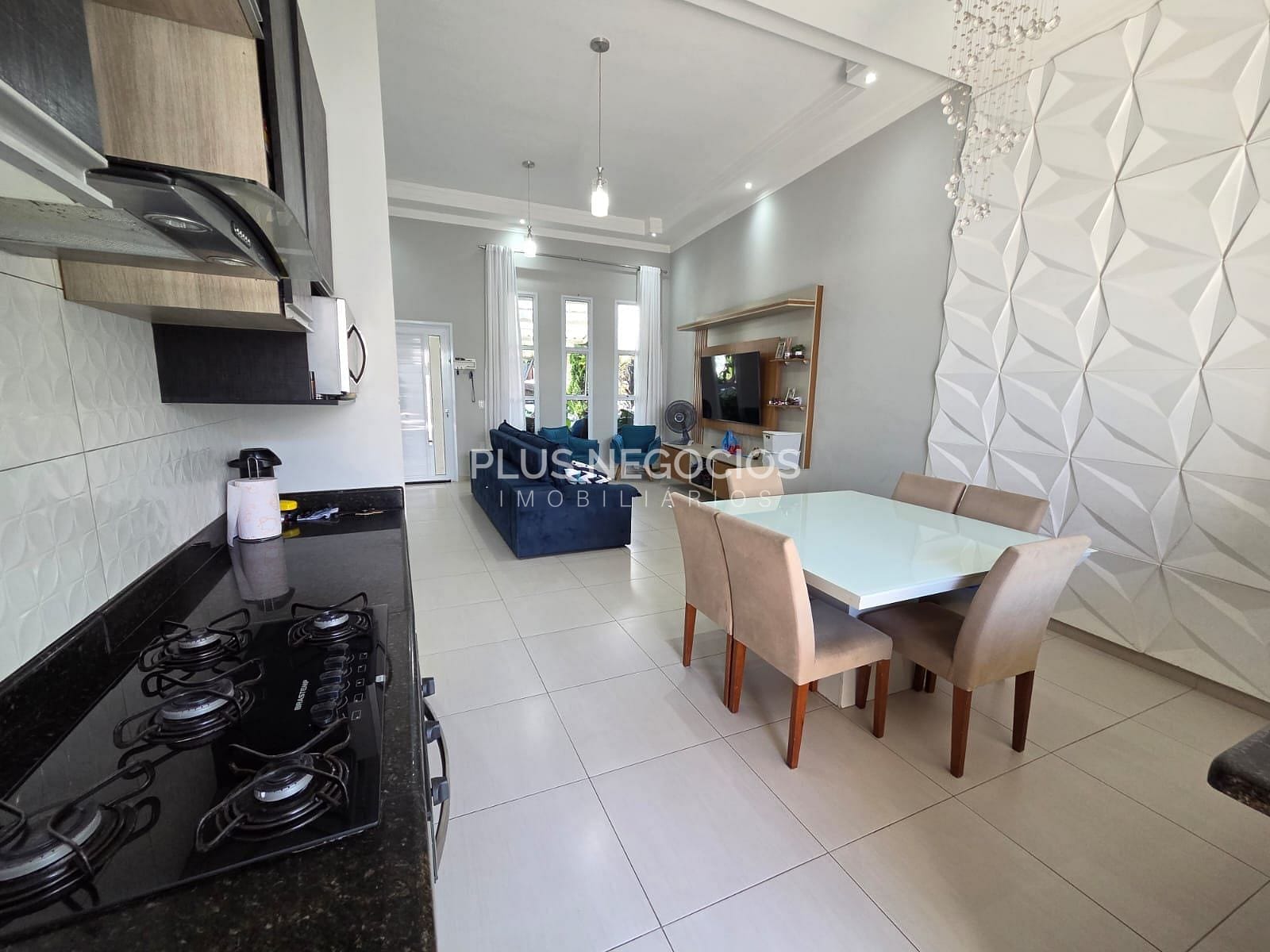 Casa à venda com 4 quartos, 168m² - Foto 3