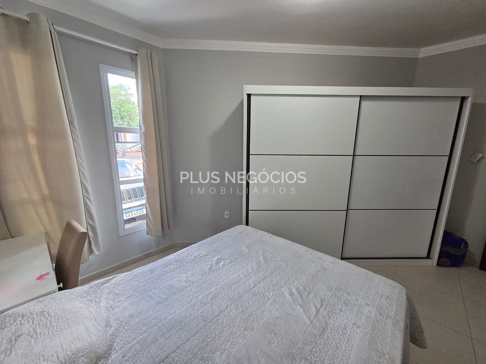 Casa à venda com 4 quartos, 168m² - Foto 16