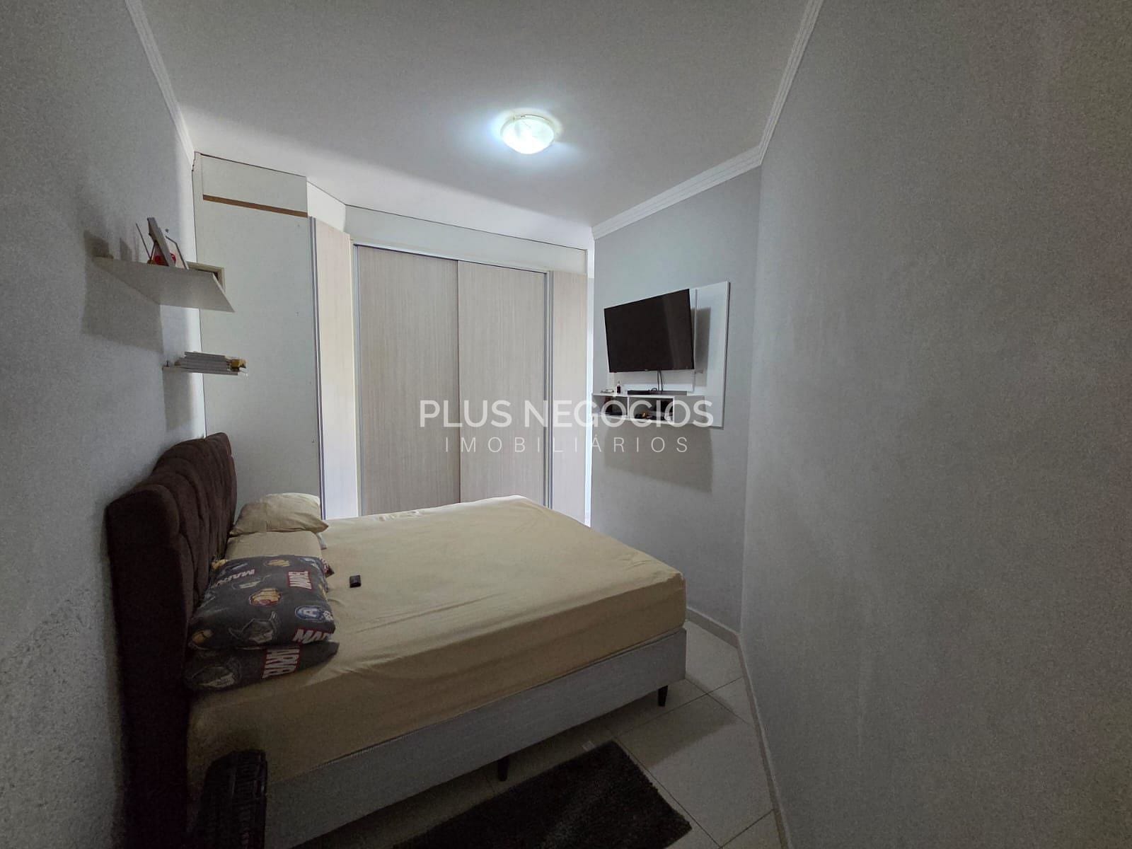 Casa à venda com 4 quartos, 168m² - Foto 18