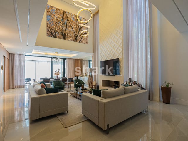 Casa com 520m² 5 quartos e 9 banheiros, à venda, no bairro Tamboré em Santana de Parnaíba
