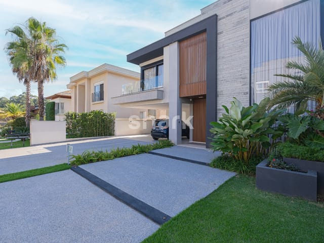 Casa com 520m² 5 quartos e 9 banheiros, à venda, no bairro Tamboré em Santana de Parnaíba