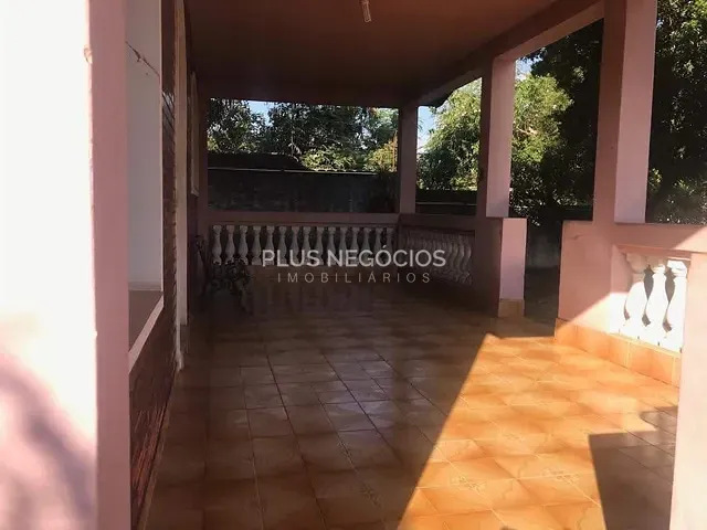 Casa com 800m² 4 quartos e 2 banheiros, à venda, no bairro Vila Carvalho em Sorocaba
