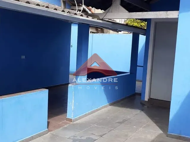 Casa com 250m² 3 quartos e 2 banheiros, à venda, no bairro Jardim Paraíso do Sol em São José dos Campos