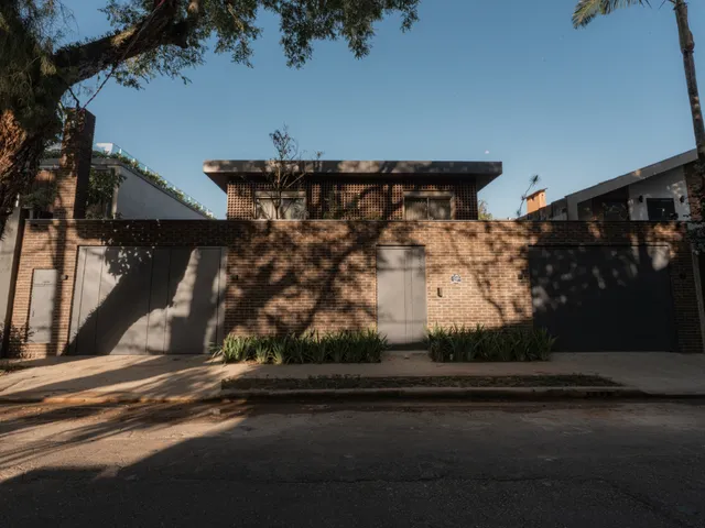 Foto do Casa - Casa para venda em Alto de Pinheiros com 4 quartos, sendo 4 suítes, 701m² | Lares e Andares Imóveis