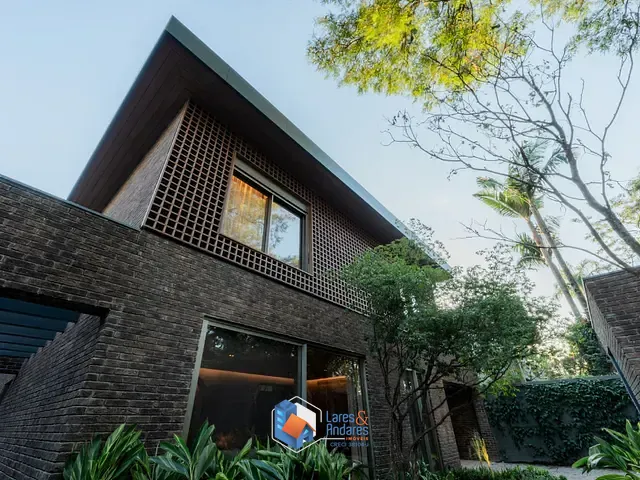 Casa com 480m² 4 quartos e 7 banheiros, à venda, no bairro Alto de Pinheiros em São Paulo