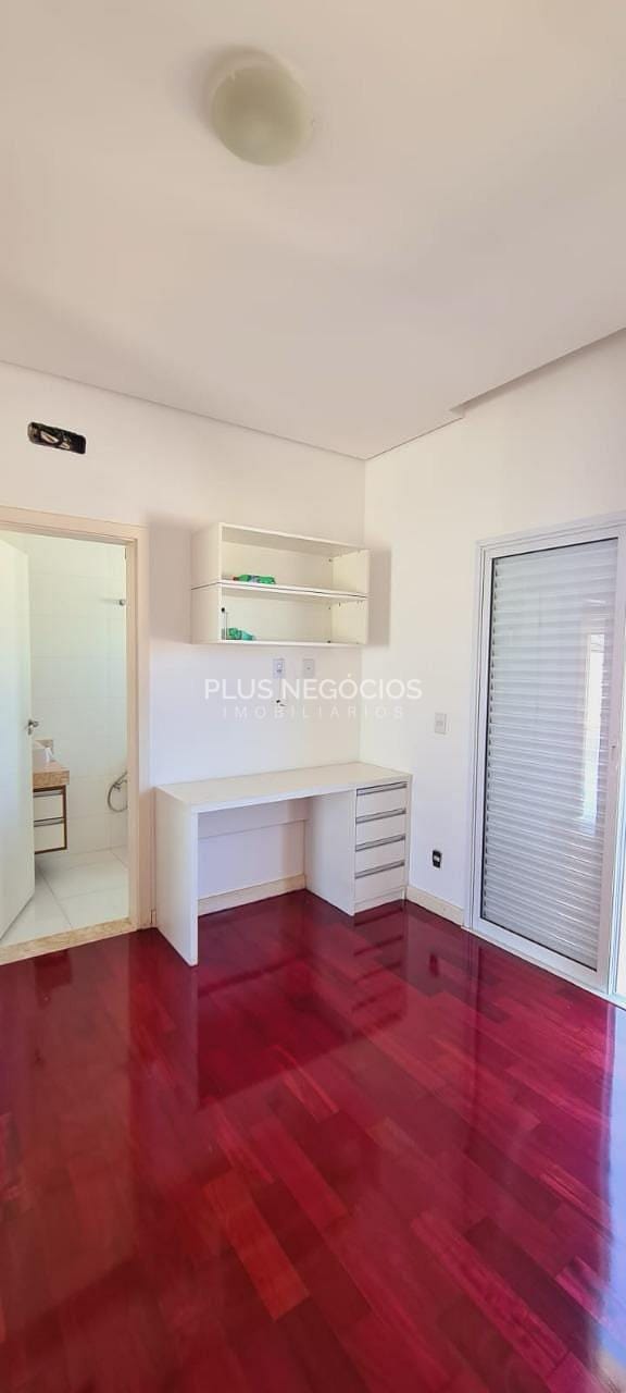 Casa à venda com 3 quartos, 233m² - Foto 17
