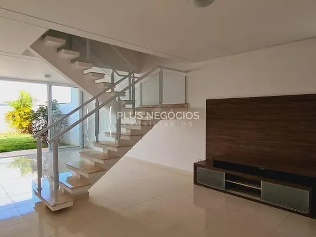 Casa com 250m² 3 quartos e 4 banheiros, à venda, no bairro Wanel Ville em Sorocaba
